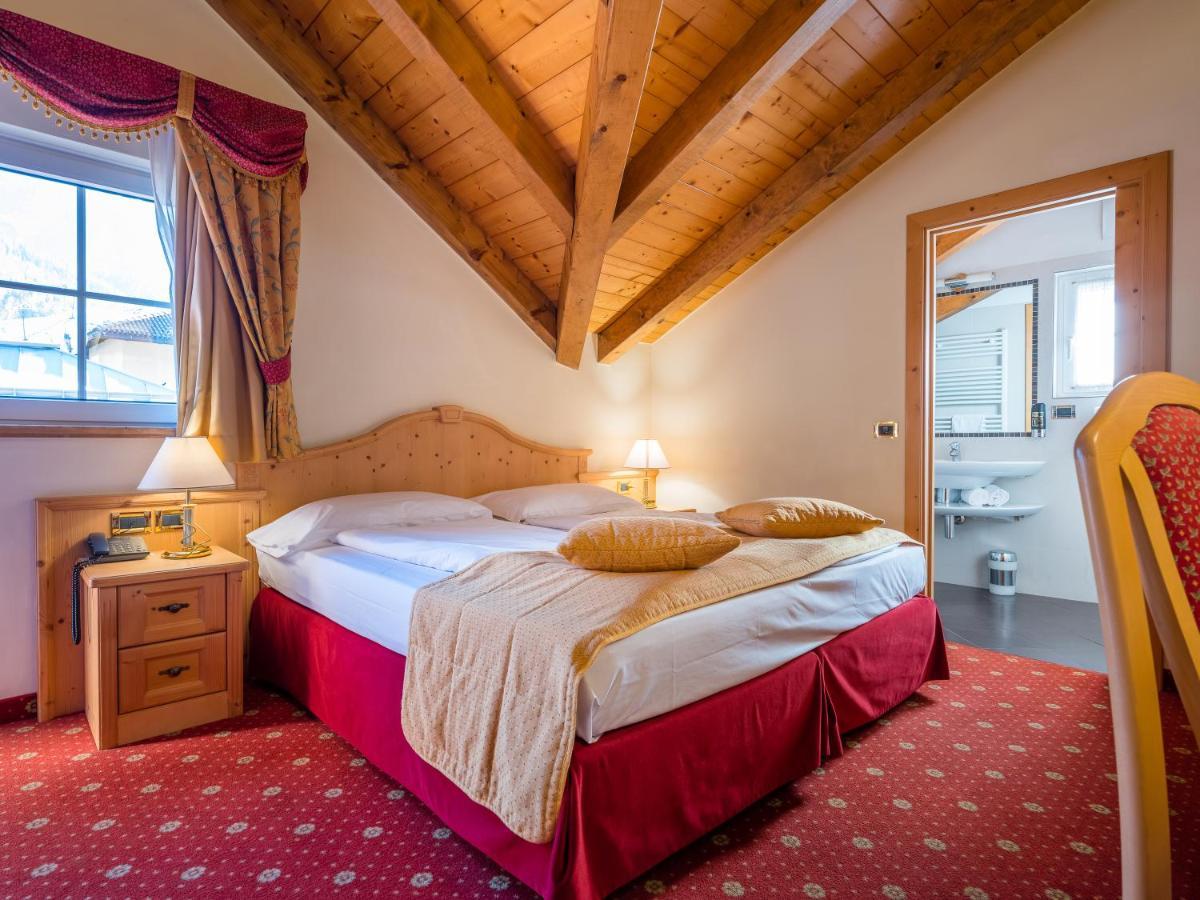 Albergo Dimaro Wellness Hotel Extérieur photo