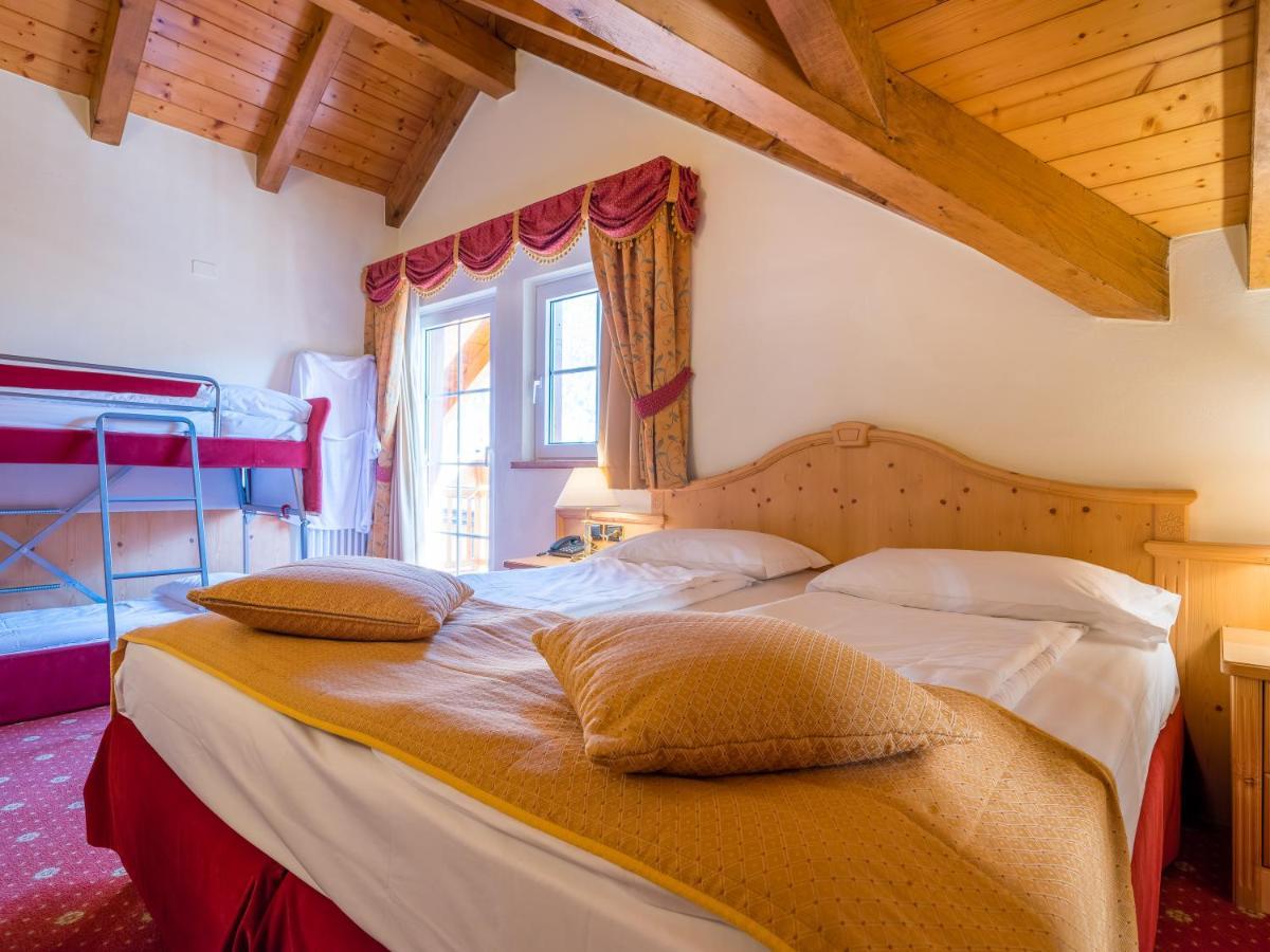 Albergo Dimaro Wellness Hotel Extérieur photo
